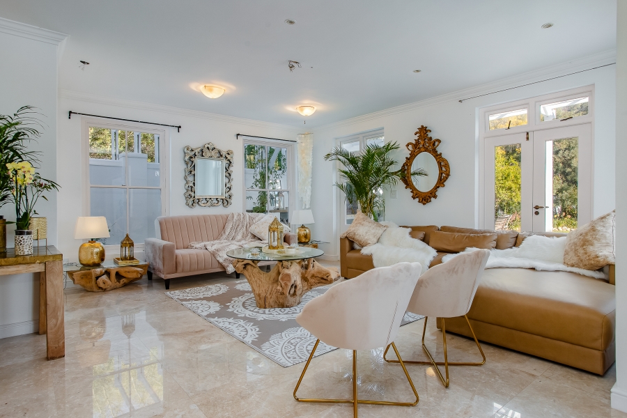 4 Bedroom Property for Sale in Franschhoek Western Cape